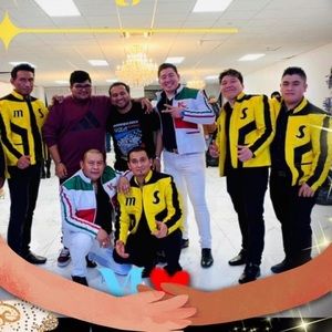 Meet your Posher, González g